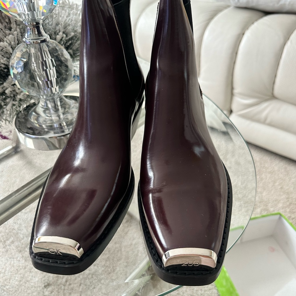 Calvin Klein 205W39NYC Texas Chelsea
Leather Boots NWOB SZ39.5 Divine Wine Color